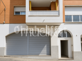 Business premises, 104 m², near bus and train, Calle Arnau Palau