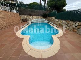 Houses (detached house), 212 m², almost new, Zona