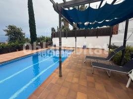  (unifamiliar aïllada), 322 m², Zona