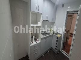 Piso, 58 m², cerca de bus y tren, Calle Mina