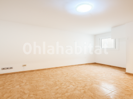 Pis, 70 m², prop de bus i tren