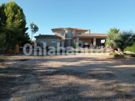 , 481 m², presque neuf