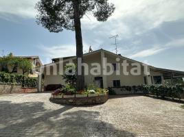 Houses (detached house), 397 m², Calle Om