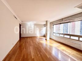 Alquiler piso, 124 m², cerca bus y metro, Calle de Tavern, 3