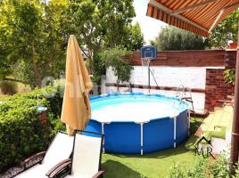 Casa (chalet / torre), 572 m², cerca de bus y tren