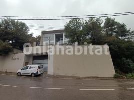 Casa (chalet / torre), 404 m², seminuevo, Calle de l'Eucaliptus