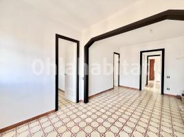 Pis, 91 m², près de bus et de métro, Calle d'Aragó, 534