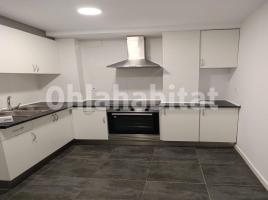 Pis, 89 m², prop de bus i tren