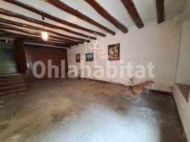 Casa (unifamiliar adossada), 261 m², Zona