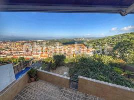 (unifamiliar adossada), 240 m²