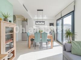 Duplex, 147 m², almost new, Calle de la Mare de Déu de la Fuencisla