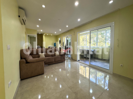 Casa (unifamiliar adossada), 130 m², Calle d'Olot