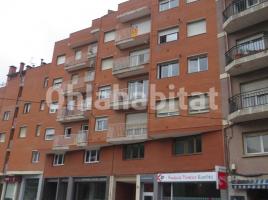 Pis, 98 m², prop de bus i tren, Carretera de Barcelona