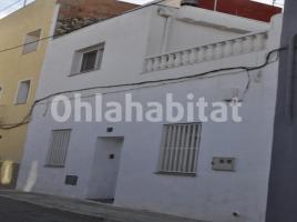 (unifamiliar adossada), 236 m²