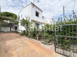 Apartament, 71 m²