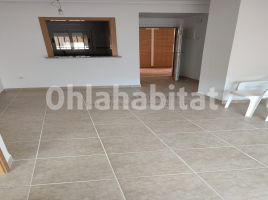 Pis, 62 m², presque neuf