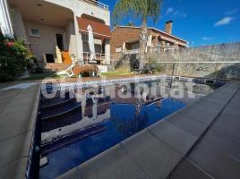 Casa (xalet / torre), 214 m²