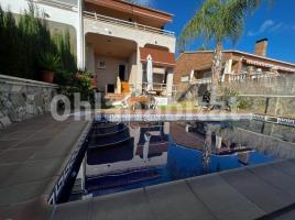 Casa (xalet / torre), 214 m²