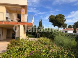 Houses (villa / tower), 213 m²