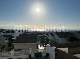 Casa (xalet / torre), 210 m², prop de bus i tren, seminou