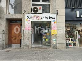 Alquiler local comercial, 105 m², cerca de bus y tren, Calle d'Enric Prat de la Riba, 290