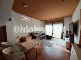 Dúplex, 128 m², seminuevo, Calle RONDA, s/n