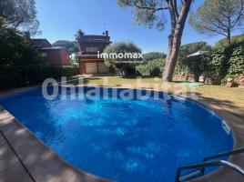  (unifamiliar adossada), 318 m², Zona