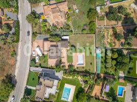  (unifamiliar aïllada), 550 m², presque neuf, Zona