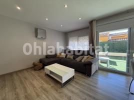 Casa (unifamiliar adosada), 200 m², seminuevo