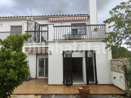 Casa (unifamiliar adossada), 140 m²
