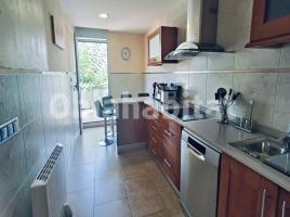 Casa (unifamiliar adossada), 150 m², prop de bus i tren, seminou