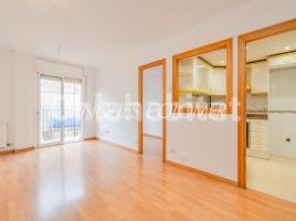 Dúplex, 85 m², prop de bus i tren, Calle de València