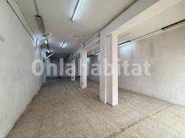 Local comercial, 130 m², prop de bus i tren, Calle de l'Estació