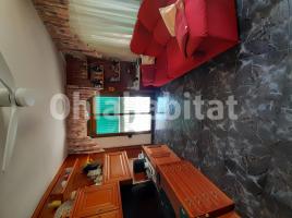 Piso, 107 m², cerca de bus y tren, Avenida del Bosc