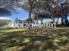 Casa (unifamiliar aislada), 369 m², Calle Canigó, 562