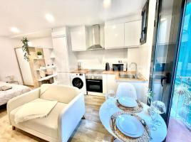 For rent loft, 36 m², Calle del Camp d'Urgell