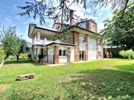 Casa (unifamiliar aislada), 400 m²
