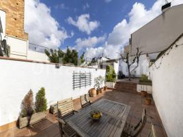 Casa (unifamiliar adossada), 191 m², prop de bus i tren