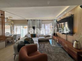 Pis, 107 m², Zona