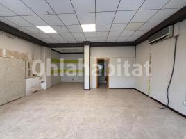 Business premises, 50 m², near bus and train, Avenida Generalitat