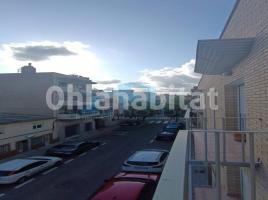 Piso, 89 m², cerca de bus y tren, Calle de Migdia