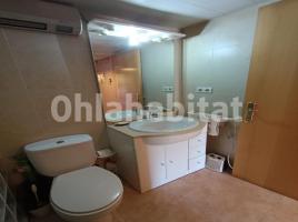 Apartament, 60 m², near bus and train, almost new, Calle Sant Cristòfol