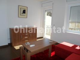 Alquiler piso, 59 m², Calle de Peralada