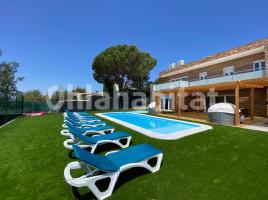 (unifamiliar aïllada), 266 m², presque neuf