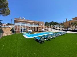 (unifamiliar aïllada), 266 m², presque neuf