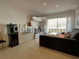 Piso, 80 m², seminuevo, Zona