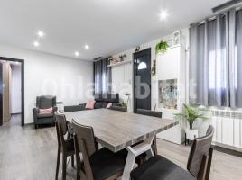 Houses (terraced house), 195 m², near bus and train