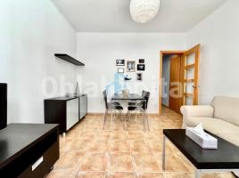 Piso, 70 m², cerca de bus y tren, Calle Rovira i Virgili