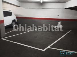 Plaza de aparcamiento, 25 m², Calle de València, 87