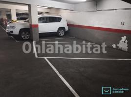 Plaza de aparcamiento, 25 m², Calle de València, 87